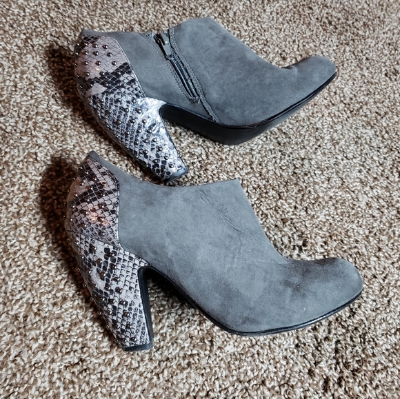 London Rebel Booties - Picture 6 of 6
